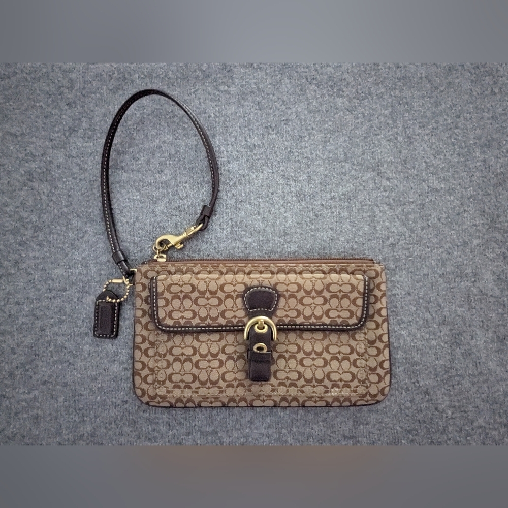 Coach Brown/Tan Signature Canvas Wristlet with Gold Hardware